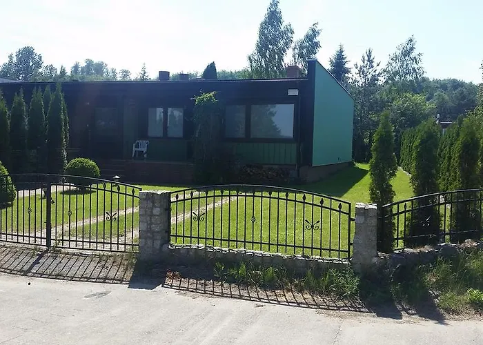 Letniskowy Nad Jeziorem Zarnowieckim - Na Kaszubach - Prázdninový dům *