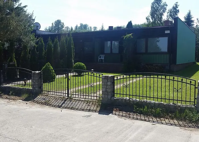 Letniskowy Nad Jeziorem Zarnowieckim - Na Kaszubach -